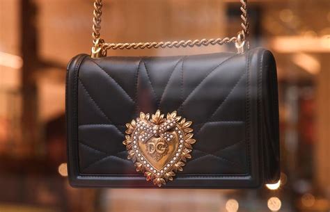 real and fake dolce and gabbana bags tag|is a dolce and gabbana purse real.